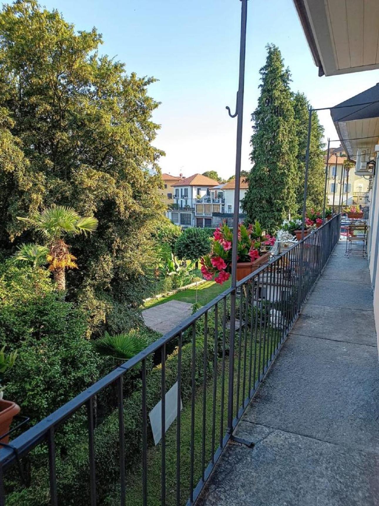 Casa Doris Apartment Oggebbio Bagian luar foto